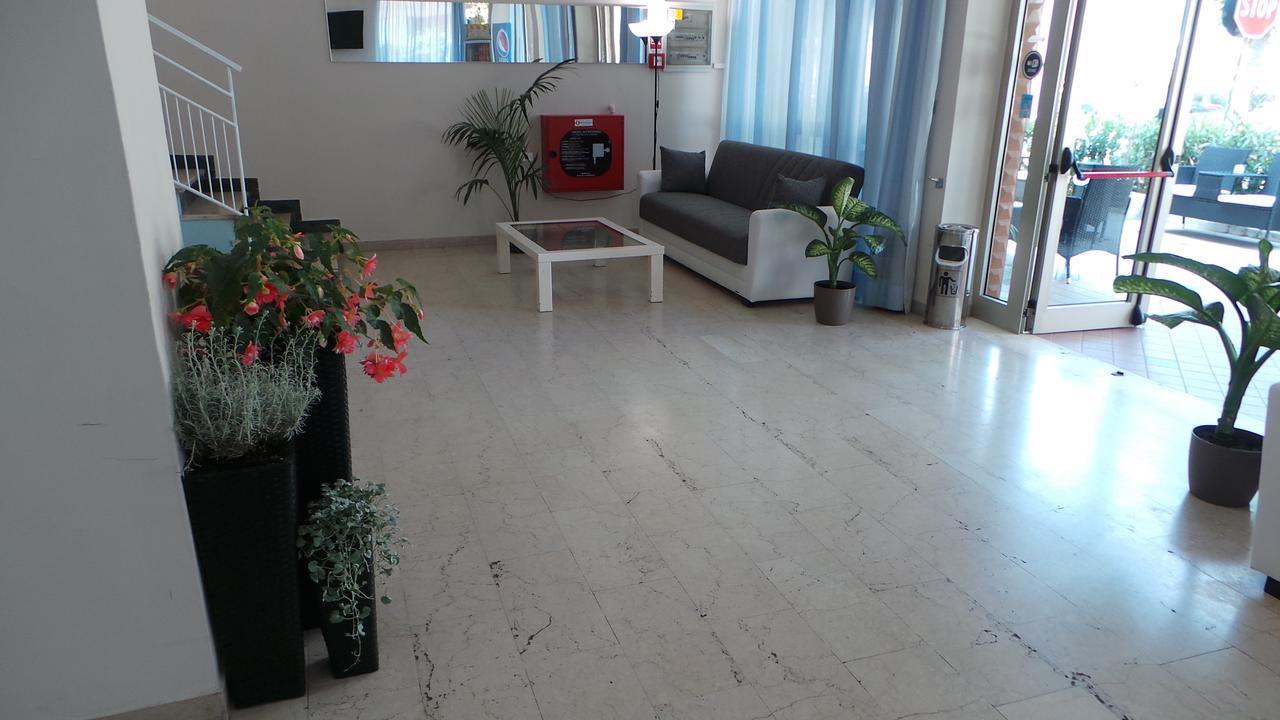Hotel Cimarosa Riccione Eksteriør bilde